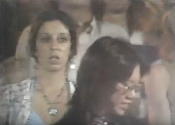 Sparks ao vivo e causando estranhamento em 1974