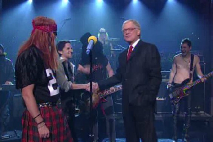 O dia em que David Letterman apresentou um cover de Guns N Roses