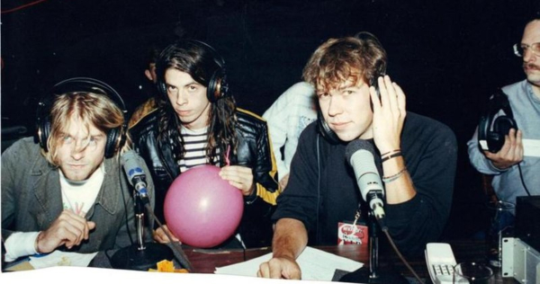 "Nevermind, it's an interview": jogaram no YouTube o único disco oficial de entrevistas do Nirvana