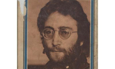 John Lennon, em livro "Achei fazer 'Help!' uma m (*)!"