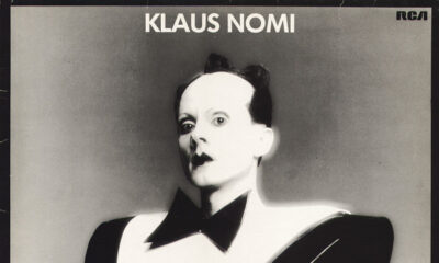 Klaus Nomi aterrorizando com The Twist, hit de Chubby Checker