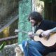 Gabriel Ventura lança vídeo de session caseira com "A queda para o abraço"