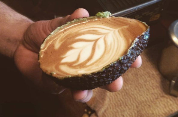 Café no abacate: a nova mania dos hipsters