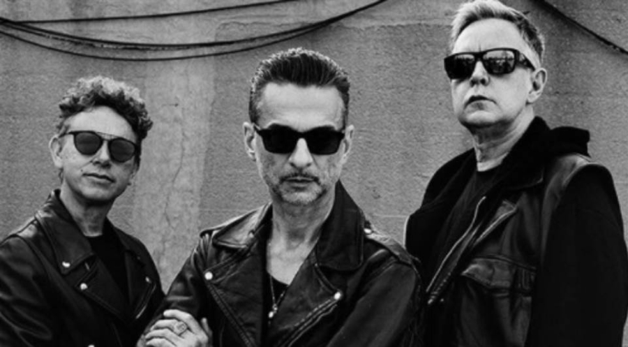 Subiram pro YouTube um compacto do show do Depeche Mode
