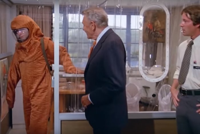 o-menino-da-bolha-de-plastico-4