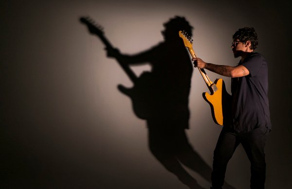 Wayd: estreia em clima folk rock