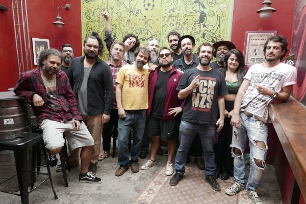 Coletivo Rockarioca faz show na Lapa no Dia do Rock, com Ave Máquina e Granmostarda