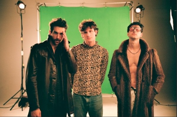 Yam Haus, banda de Minneapolis, fala sobre redes sociais em single novo