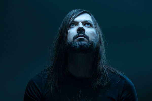 Carlos Thurler: grunge, hard rock e som alternativo dos anos 1990 em álbum e single