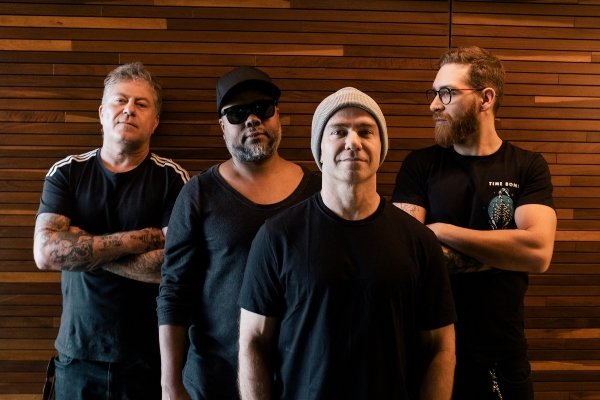 Tianastácia inaugura projeto novo do estúdio mineiro Sonastério