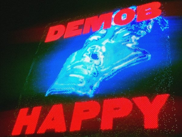 Ouvimos: Demob Happy, "Divine machines"