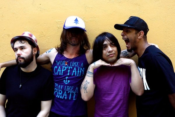Cholópoles: ska-rock paulista com influências cariocas em "Melado e pesado"