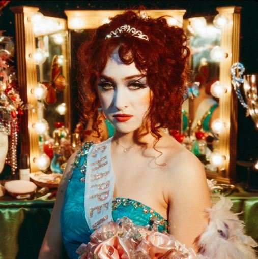 Ouvimos: Chappell Roan, "The rise and fall of a Midwest princess"