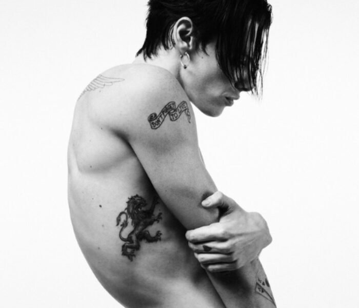 Ouvimos: Yungblud - "Idols"