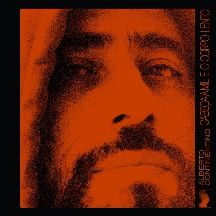Alberto Continentino, com Cabeça a mil e o corpo lento, faz pop-psicodélico com clima setentista e cinematográfico, misturando MPB, soul, bossa, boogie e city pop.
