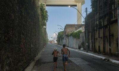 Em CHTC, Klisman transforma o Centro Histórico de Salvador em rap visceral, misturando trap, afropop e relatos de vida dura.