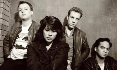 A Purple tape, primeira demo dos Pixies, gravada em março de 1987 e feita para ser entregue a gravadoras, já foi lançada na íntegra algumas vezes – e desapareceu em seguida.