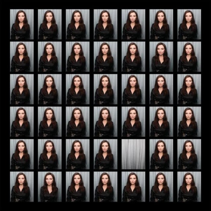 Perimenopop marca nova fase de Sophie Ellis-Bextor: pós-disco pop adulto, divertido e moderno, sem perder brilho nem personalidade.