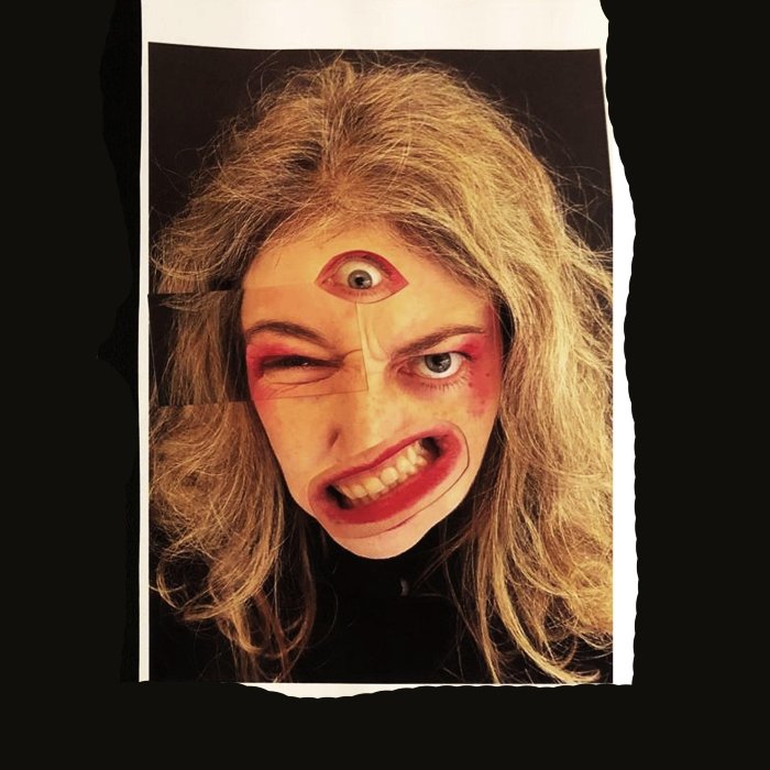 Anvil FX volta com o EP Celebração da aberração, três faixas que misturam pós-punk, eletrônica e crítica aos tempos digitais.