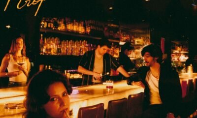 Os Pecados Tropicais estreiam com um disco que mistura rock vintage, indie e blues, em canções sobre amor, solidão e vida cotidiana.