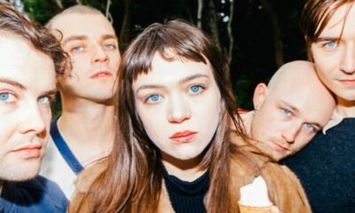 O Ain’t acaba de unir noise rock e climas herdados tanto do rock novaiorquino quanto do Midwest emo em seu novo single, Long short round. São seis minutos de vocais entre o blasé e o dramático, guitarras ruidosas, desacelerações rítmicas
