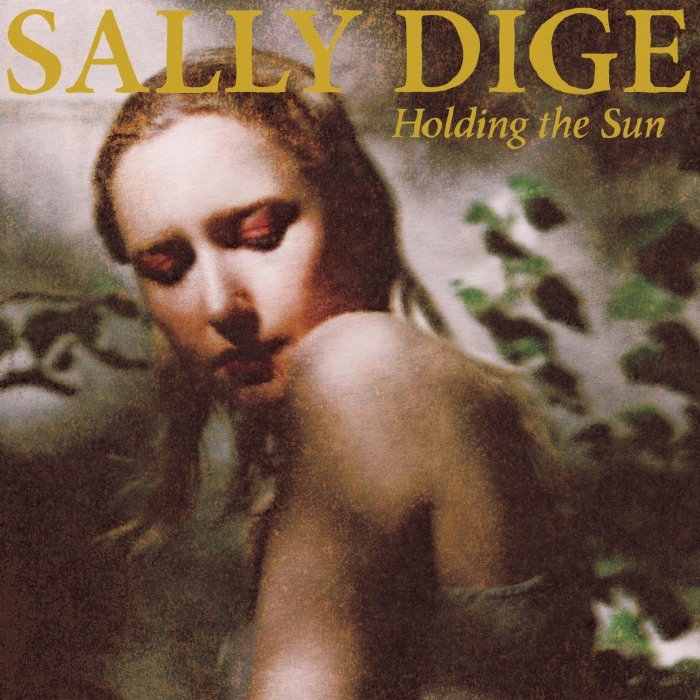 Em Holding the sun, Sally Dige mistura rock britânico 80s, dream pop e baladas sombrias, criando um disco breve e hipnótico sobre o amor perdido.