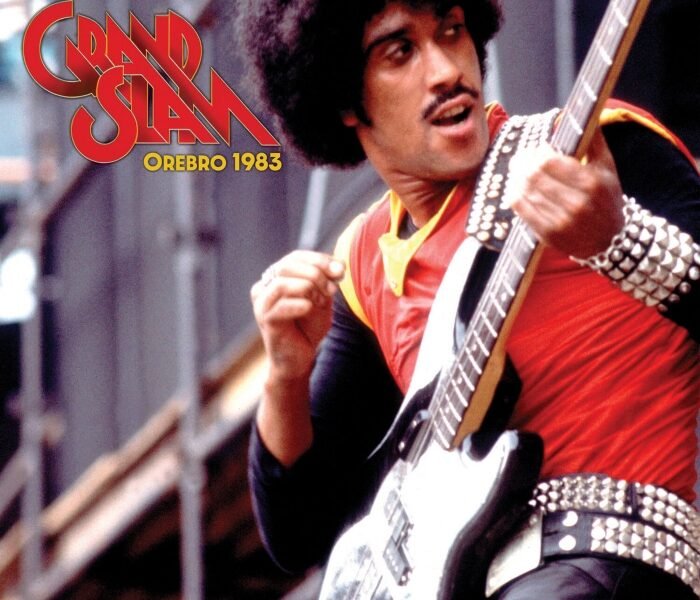 Registro raro de Phil Lynott com o Grand Slam em 1983 mostra o líder do Thin Lizzy flertando com punk, pós-punk e reggae, em show na Suécia - sem deixar o som de sua antiga banda de lado.
