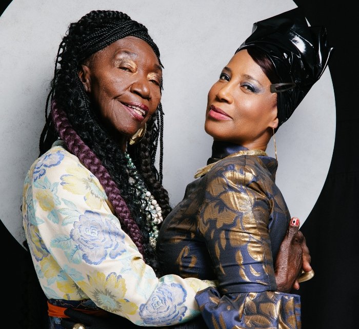 Lia de Itamaracá e Daúde (Foto: Ravaneli Mesquitta / Divulgação)