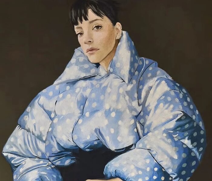 Lily Allen renasce em West End Girl: pop confessional, moderno e afiado, transformando dores pessoais no melhor álbum dela em anos.