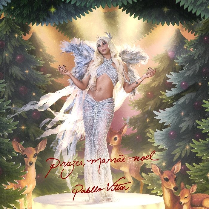No EP Prazer, Mamãe Noel, Pabllo Vittar cria um Natal divertido: tecnobrega, xote, dance e forró, com leve militância, amor livre e até ecos de emo e Queen