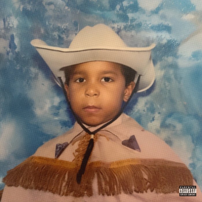 Guimarães mistura pop, maracatu, rock e black music em EP lo-fi, caseiro e eclético, que vai do darkwave ao dream pop jazz.