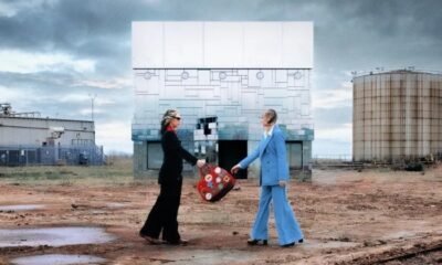 Picture Parlour mistura rock 70s, glam, punk e indie com carisma clássico: ecos de Pink Floyd, Iggy Pop, Pixies e Jack White, em clima sexy e sombrio.