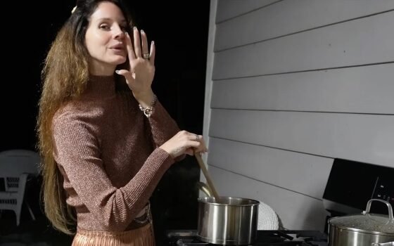 Lana Del Rey (Foto: reprodução YouTube)