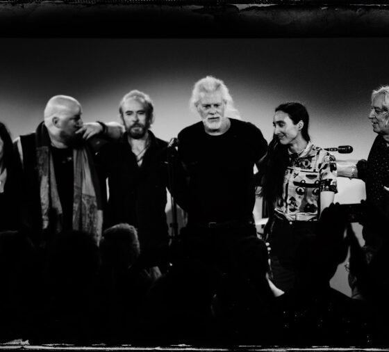 O supergrupo Drink The Sea vem pela primeira vez ao Brasil e toca em São Paulo no dia 25 de março