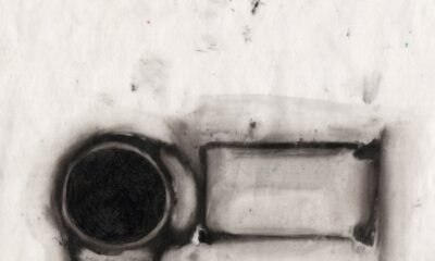 Sophia Chablau e Felipe Vaqueiro documentam afetos e política em Handycam: tropicalismo, MPB 60s e indie psicodélico num álbum que vai da alegria à melancolia em minutos.