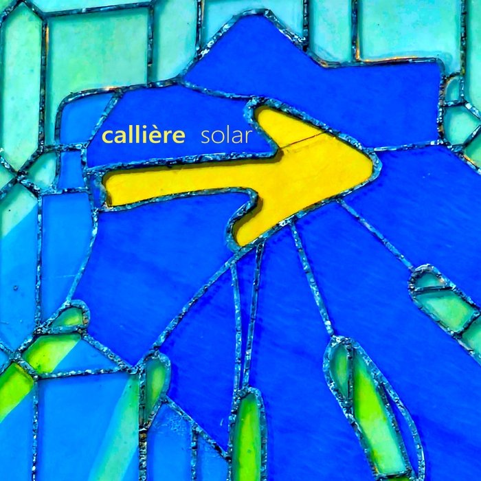 Shoegaze orquestral: Solar, do Callière, mistura drones, ecos e clima contemplativo inspirado no Caminho de Santiago, entre Beach Boys, Velvet Underground e dream pop.