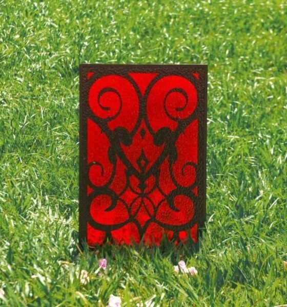 Chococorn and The Sugarcanes faz em Todos os cães merecem o céu um emo que mistura lo-fi, eletrônico e pós-punk com memórias, traumas e melodias fortes.