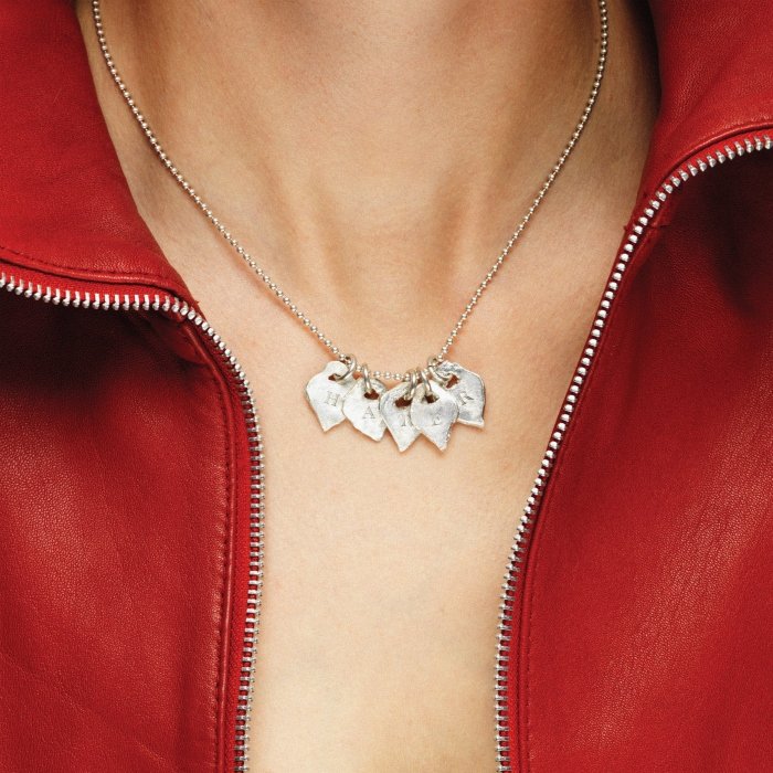 Hater mistura pós-punk 80s, grunge e college rock em Mosquito. Disco sueco, pop e melódico, com clima indie e destaque para a ótima Last summer I’ll spill.