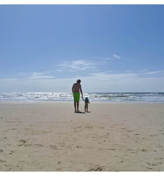 Poty homenageia a praia gaúcha de Cidreira em Cidrerê, disco acústico com clima de praia, ruídos naturais e mistura de influências, transformando o lugar em refúgio musical.