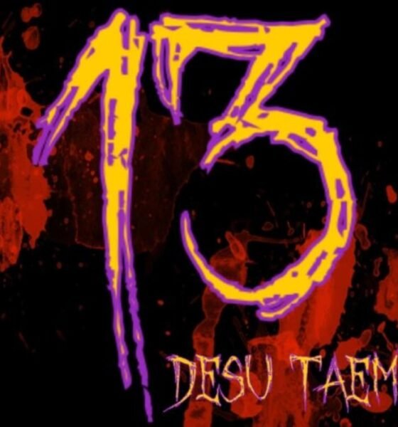 Desu Taem lança 13 com 33 faixas curtas e caóticas: mistura metal, punk e ska com humor e crítica, oscilando entre acertos e paródia exagerada.