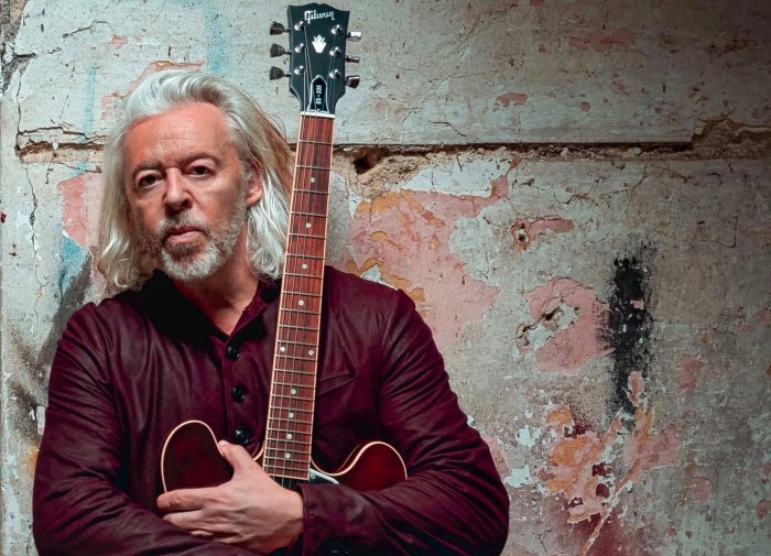 Roland Orzabal (Tears For Fears) vai lançar "autobiografia astrológica" em agosto