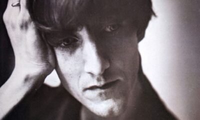Tem música nova do Durutti Column, a mágica "Liars"