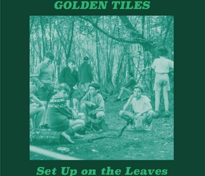 Resenha: Golden Tiles – “Set up on the leaves”