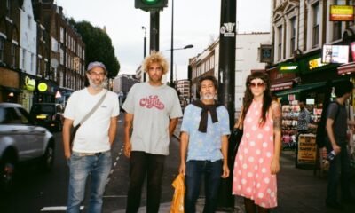 Oruã abre série de LPs split lançada pelo selo norte-americano The Dead Currencies, com as demos do disco "Slacker" (Foto: Reprodução Bandcamp)