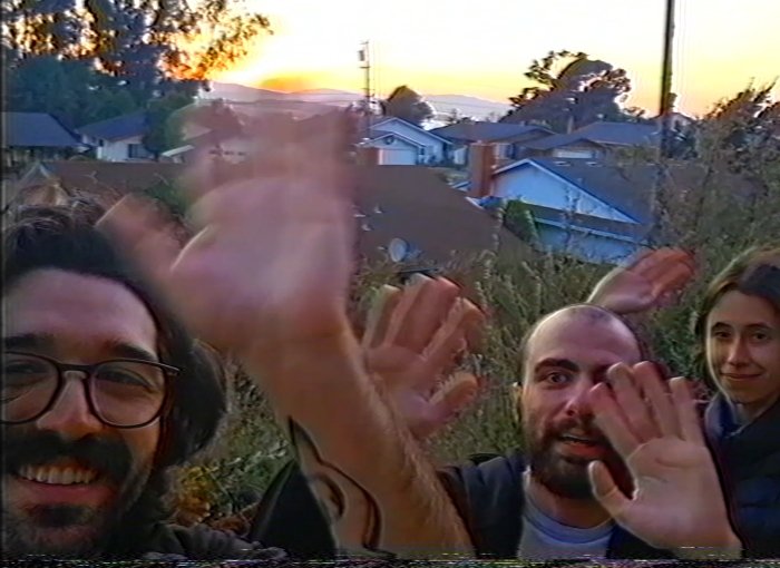 Barragem encerra hiato e lança "Pinole", inspirada por jornada indie nos EUA