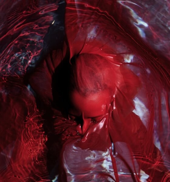 Resenha: Blackwater Holylight – “Not here, not gone”