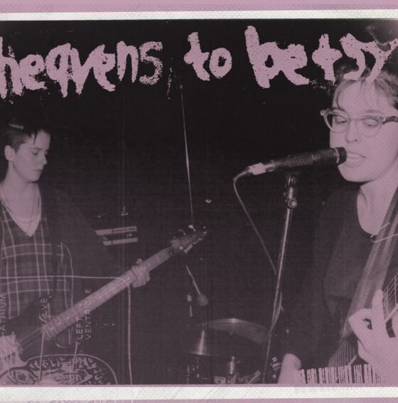 Lenda do riot grrrl, Heavens To Betsy faz reunião surpresa e anuncia turnê