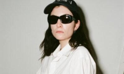 Lorde solta esqueletos de "Virgin", com fotos, demos e texto