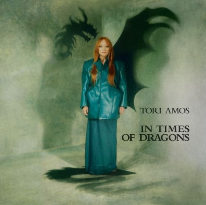 Resenha: Tori Amos – “In times of dragons”