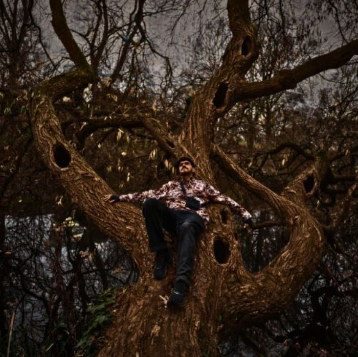 Resenha: Wills Tevs – “Infinitas___lacunas”